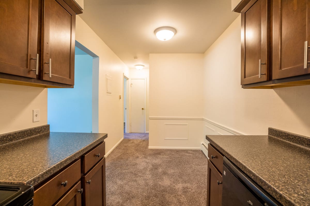 Photos and Video of Oakridge Apartments in East Lansing, MI